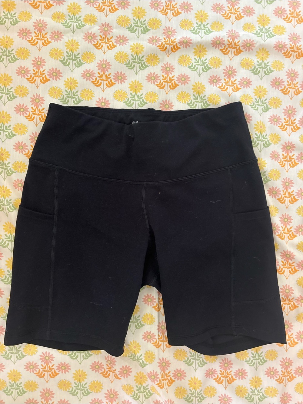 Women's Black Iuga High-Waist Compression Biker Shorts-Medium